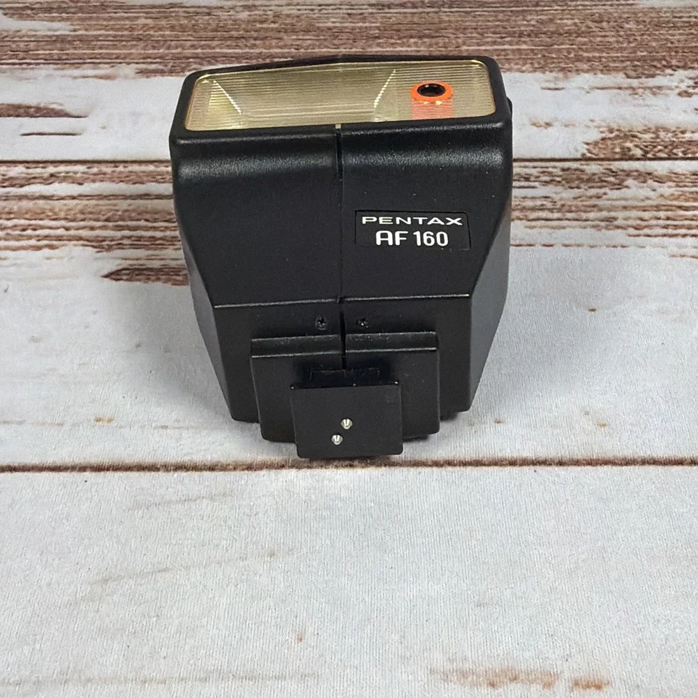 Pentax AF-160 Vintage Shoe Mount Flash Unit for Film Cameras